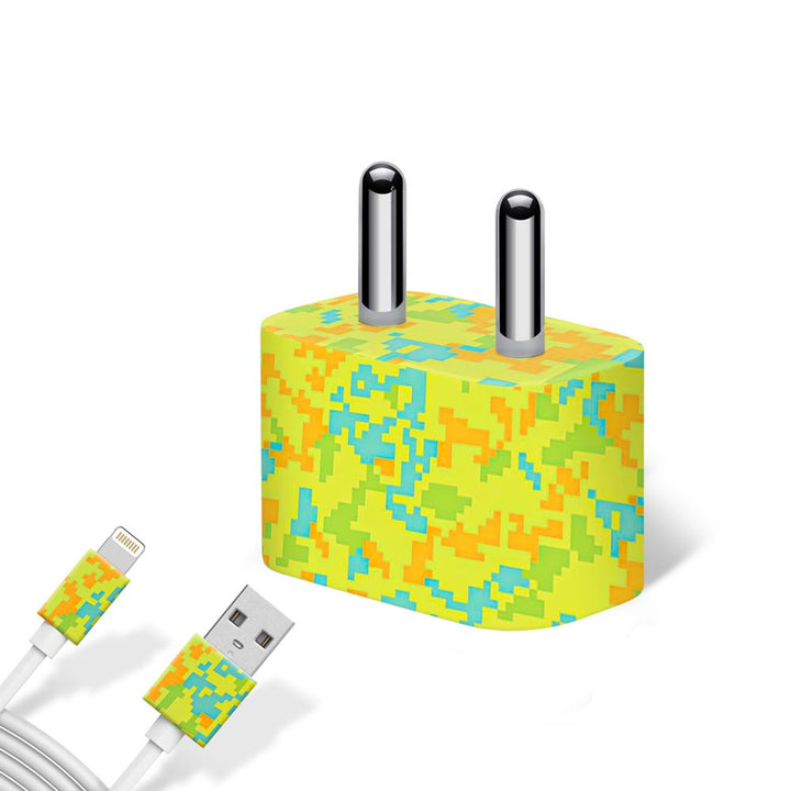 Green Glitched Pattern Camo - Apple charger 5W Skin