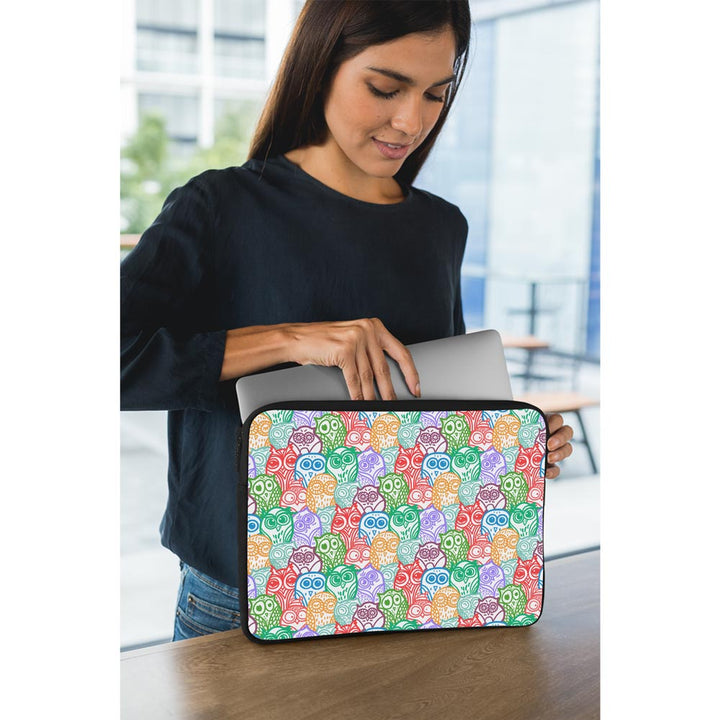 Colorful Owl Pattern - Laptop Sleeve