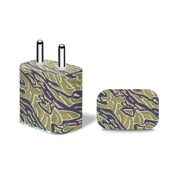 Fluid Camo - Apple 20W Charger Skin