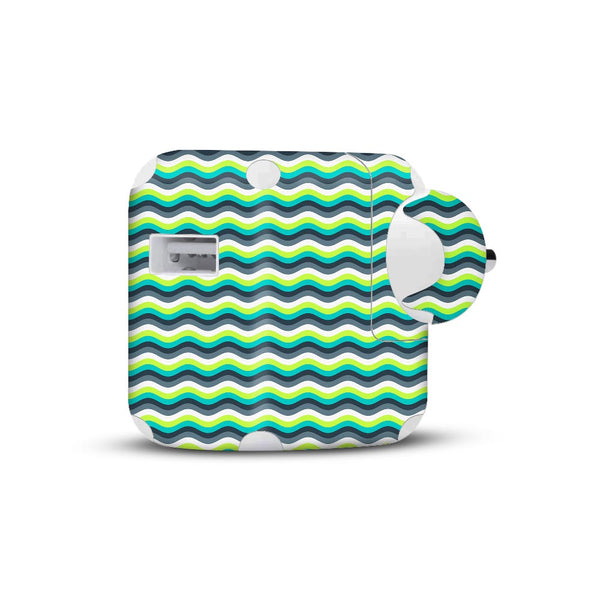 Green Yellow Waves - Apple 2019 10W Charger skin