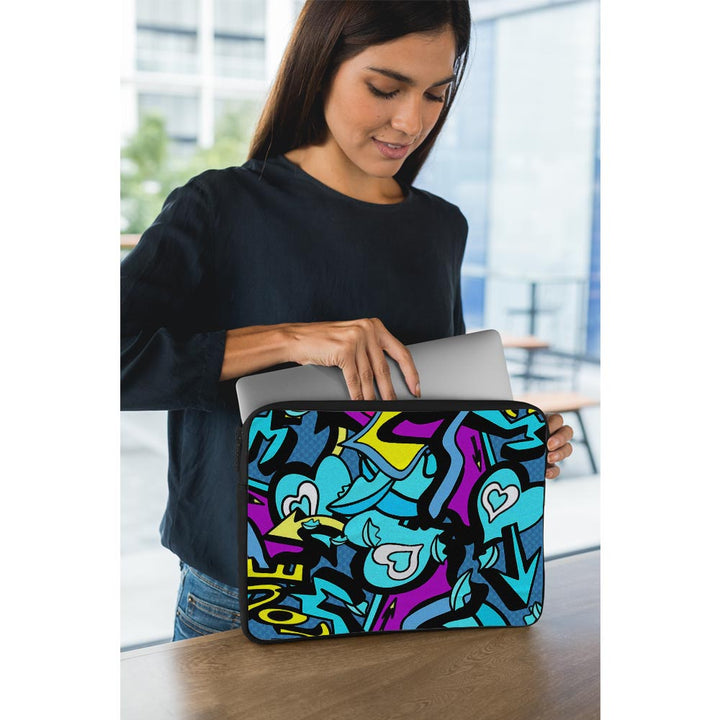 love designs laptop sleeves by sleeky india