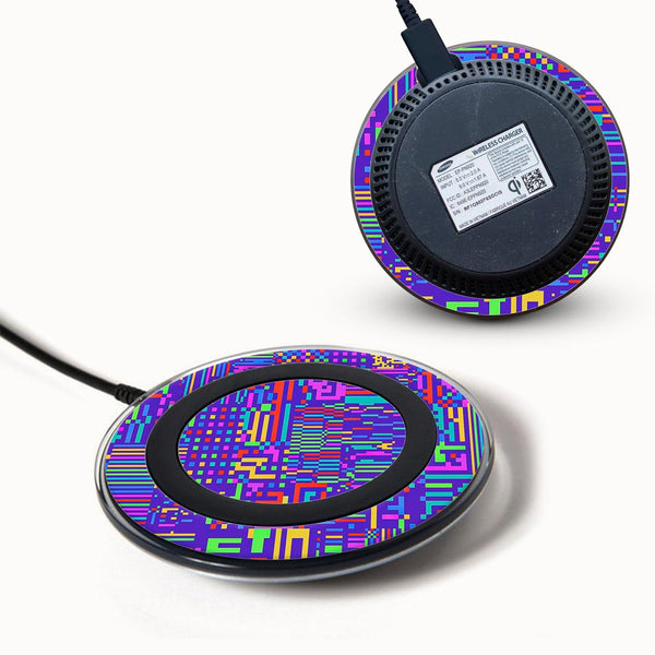 Rainbow Glitched Pattern - Samsung Wireless Charger 2015 Skins