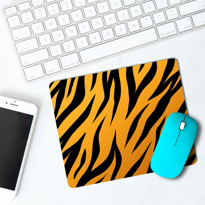 tiger-print Mousepad