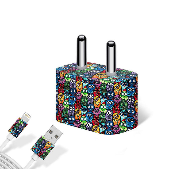 Traditional Owl Pattern - Apple charger 5W Skin