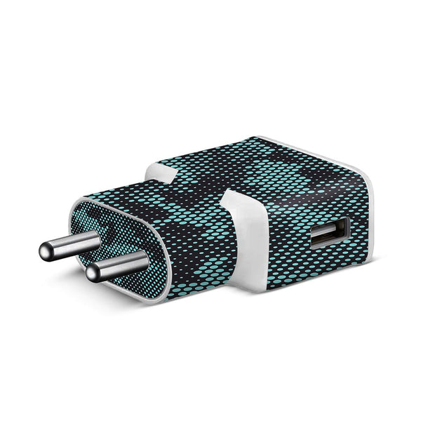 Turquoise Hive Camo - Samsung S8 Charger Skin