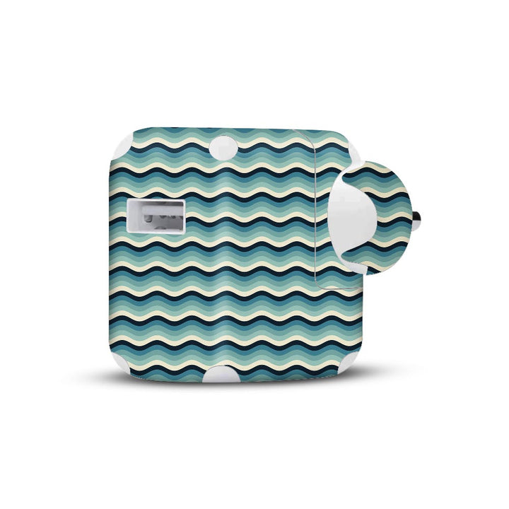 White Blue Waves - Apple 2019 10W Charger skin
