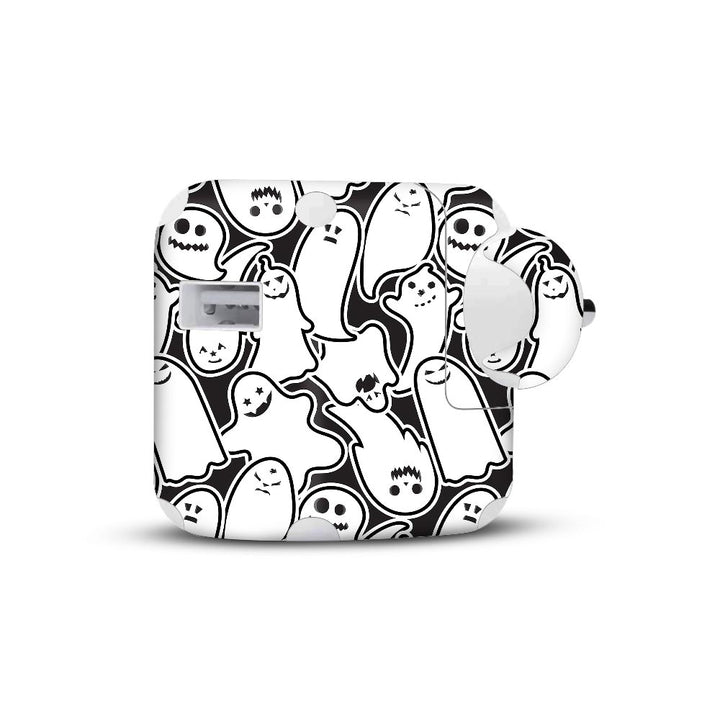 White Halloween Pattern - Apple 2019 10W Charger skin